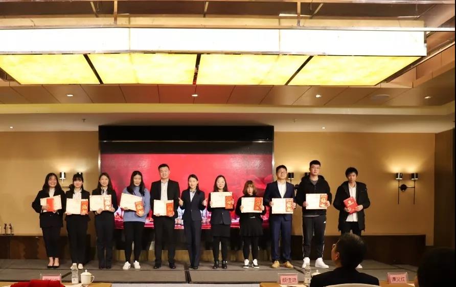 乐鱼平台篇|凝心聚力谱新篇，砥砺奋进铸辉煌！