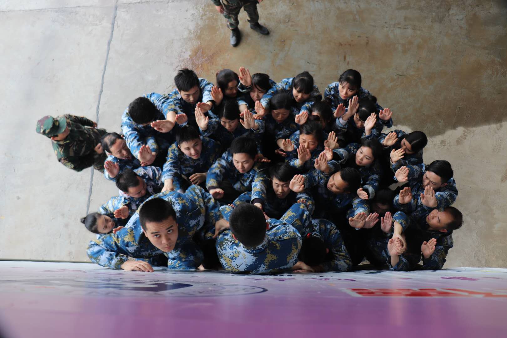 2018乐鱼平台-乐鱼平台(中国)
春季军事拓展纪实